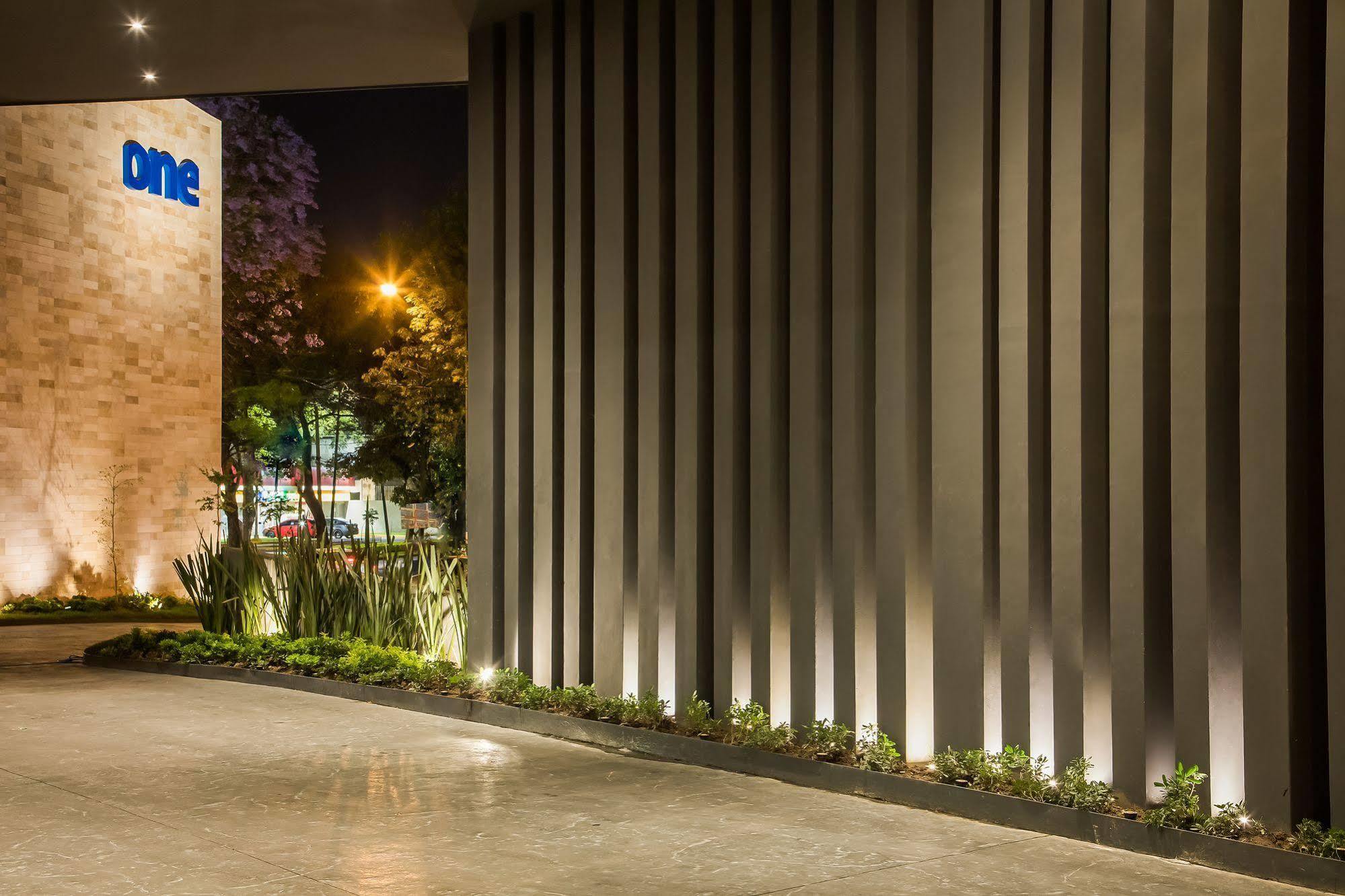 One Guadalajara Expo Exterior foto